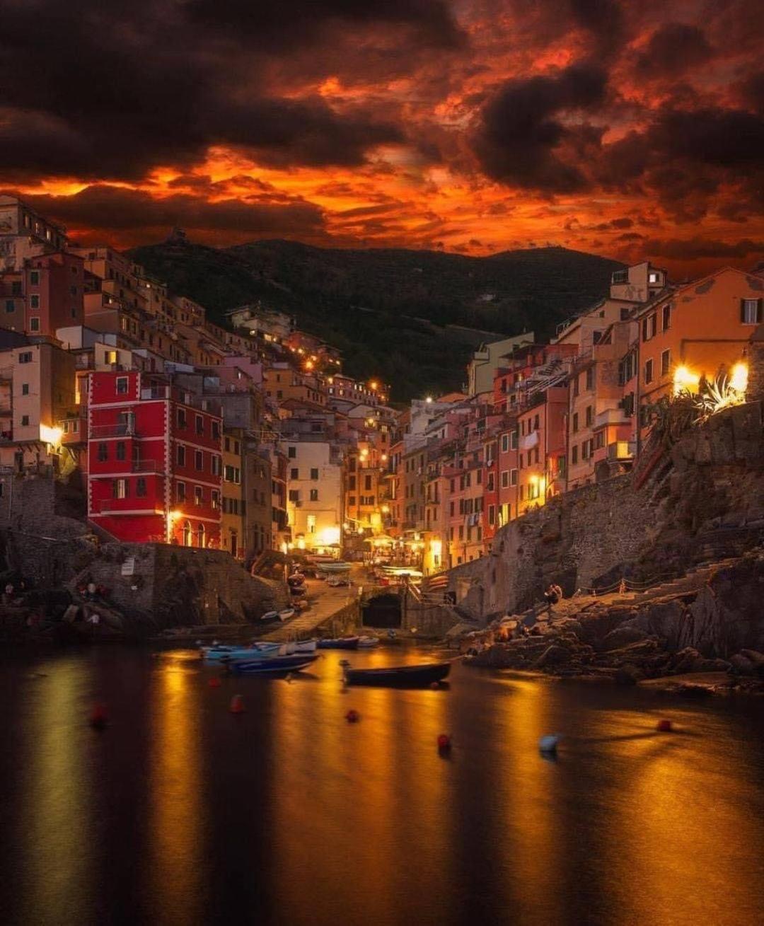 La Casetta Del Vicolo La Spezia Exterior photo